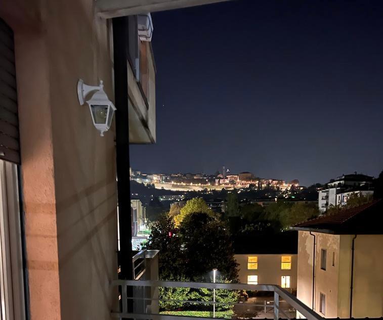 Casa Biondo Apartment Бергамо Екстериор снимка